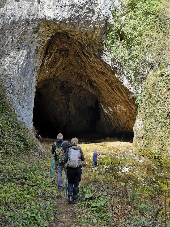 Dabarska pećina