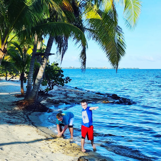 Laughing Bird Caye Belize - Laughing Bird Caye Belize