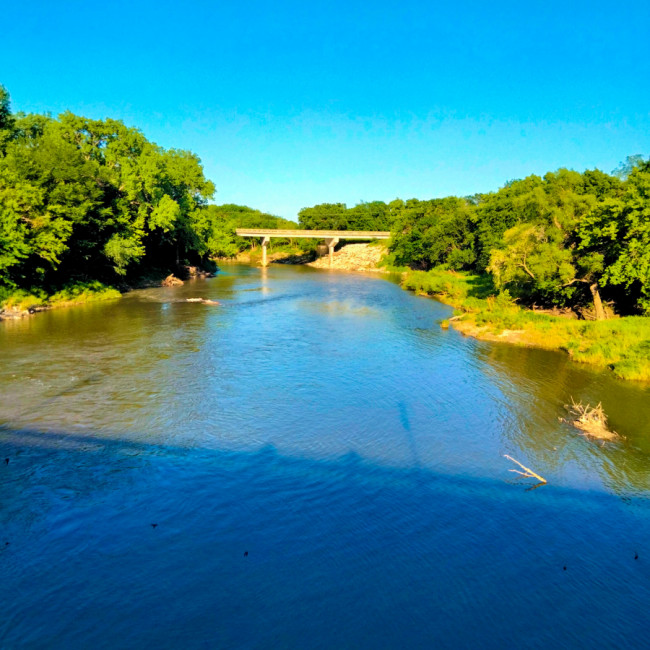 Cottonwood Falls, Kansas - Cottonwood River Dam Falls